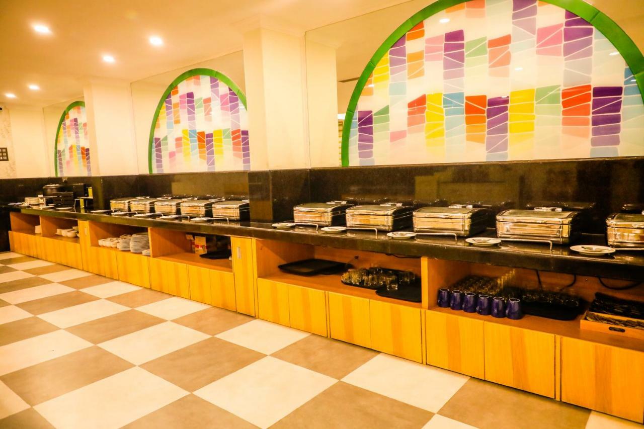 Kyriad Hotel Nashik By Othpl Exterior foto